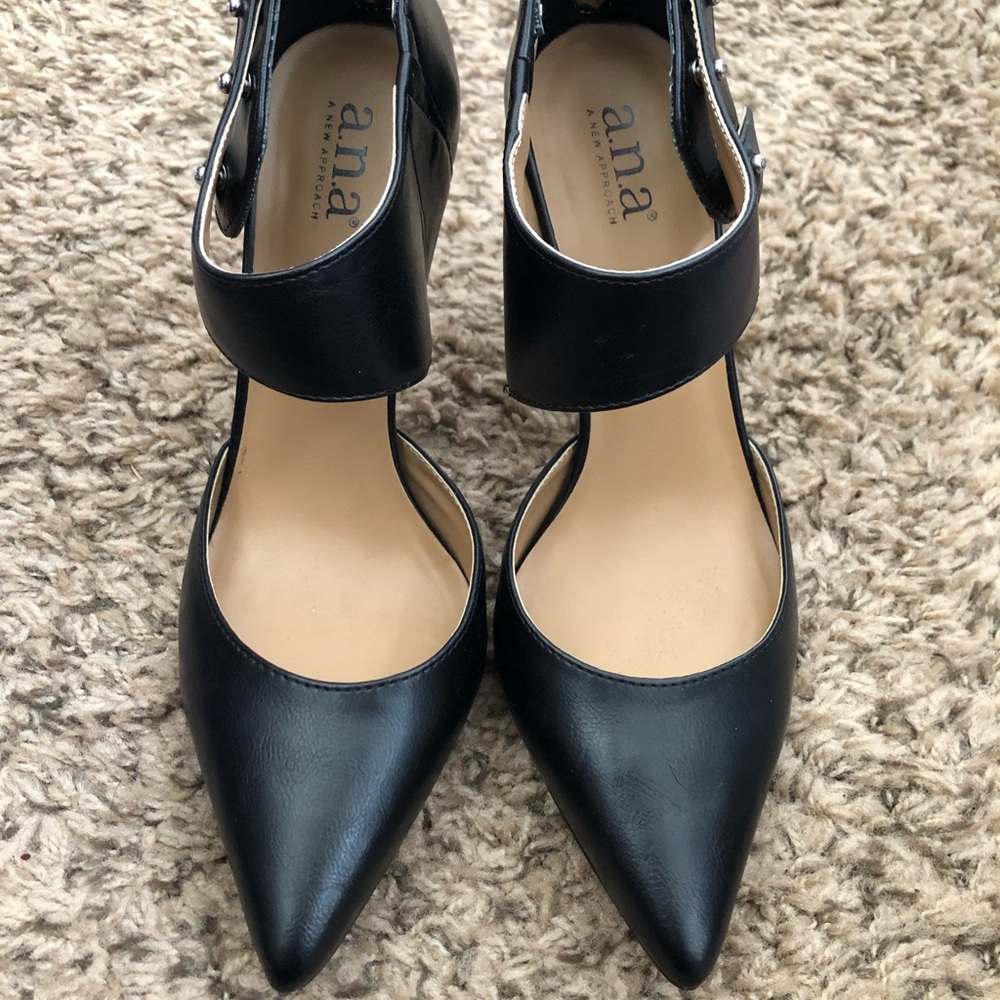 Beautiful Black High Heels 😍😍😍